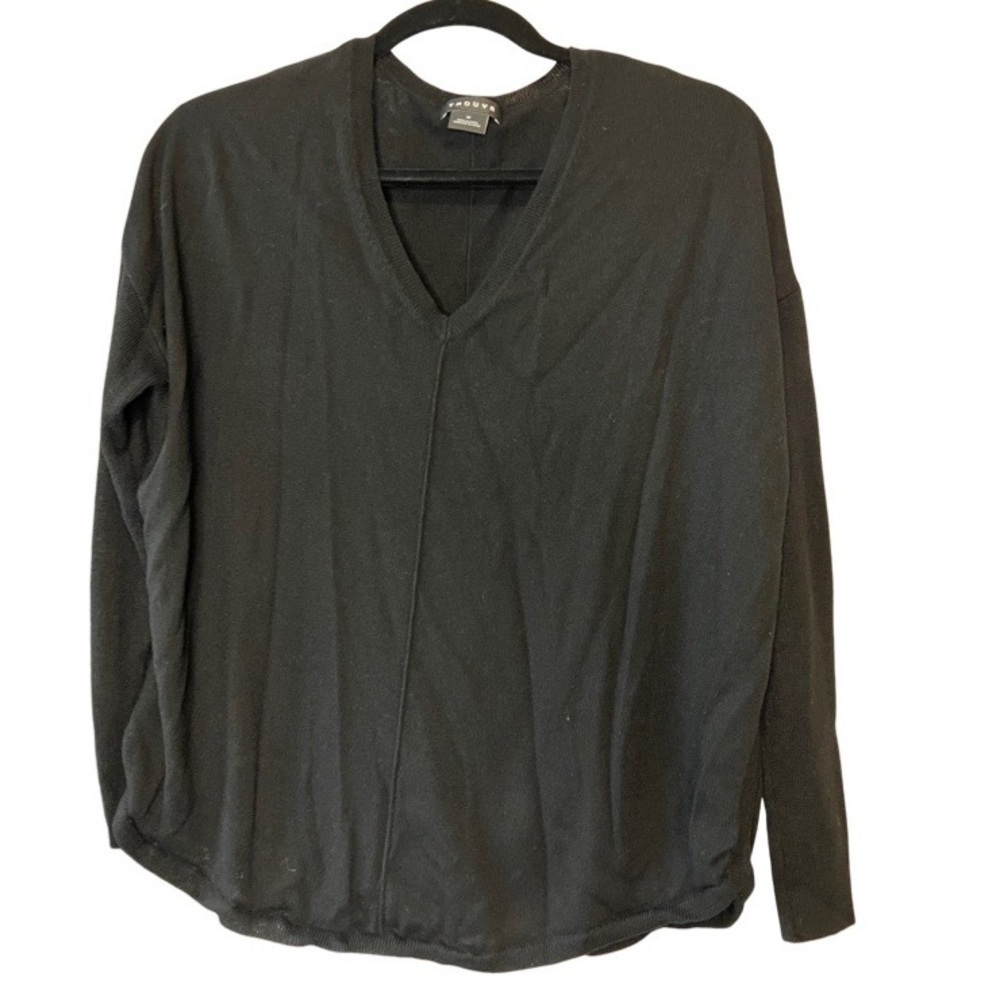 TROUVE Black Women’s Pullover V-neck Sweater Size Medium